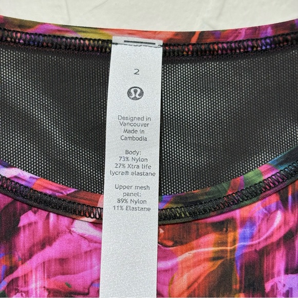 NWT Lululemon “Sculpt Tank” multi color abstract athletic tank top (size 2) - Picture 3 of 6